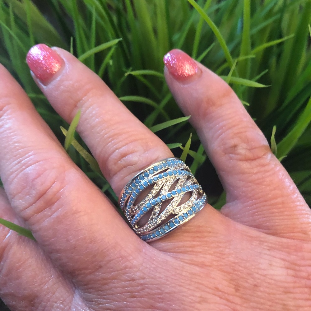 Beautiful sterling Silver Ring - Picture 2 of 5